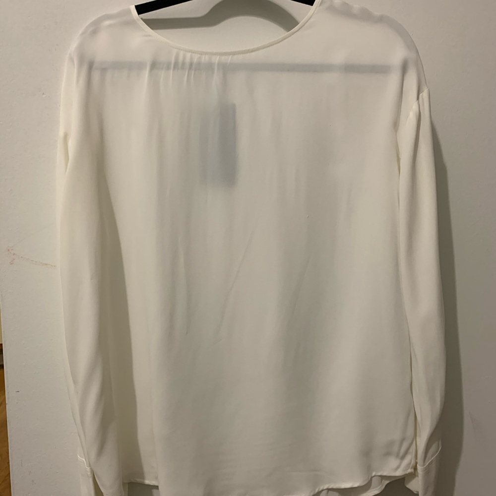 Brand new basic white top